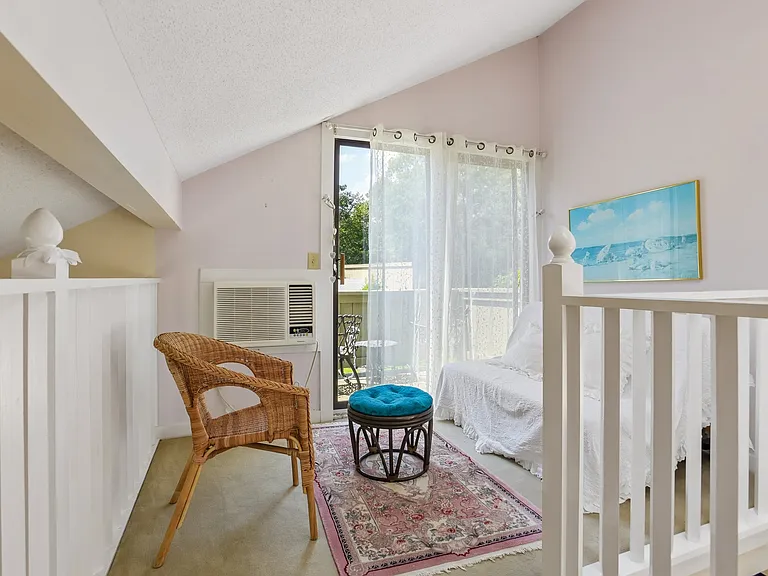 42 Quidnet Ct — Photo 21