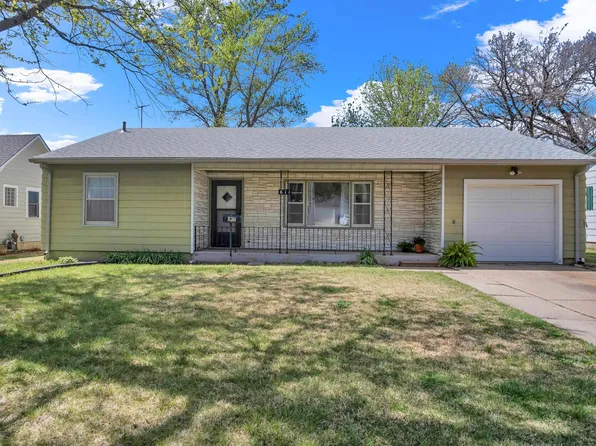 611 Grandview Ave, Newton, KS 67114