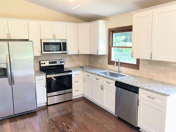 3rd image of 1226 Lockewood Dr #1