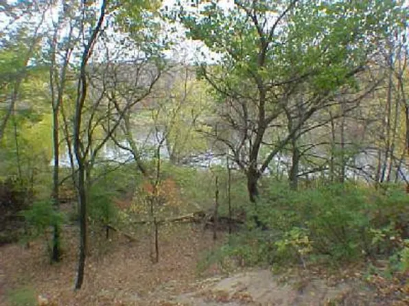 2442 Old Hobart Rd, Lake Station, IN 46405