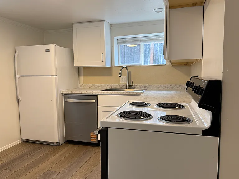 844 E 2700 S #B — Photo 10