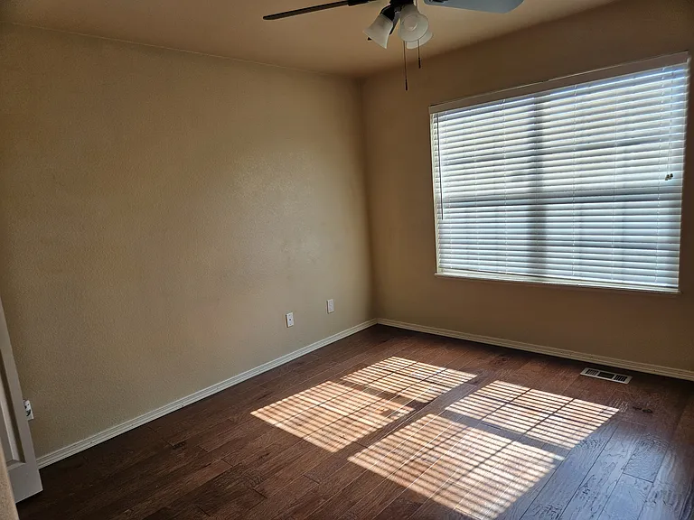 8444 Vanderwood Rd — Photo 13