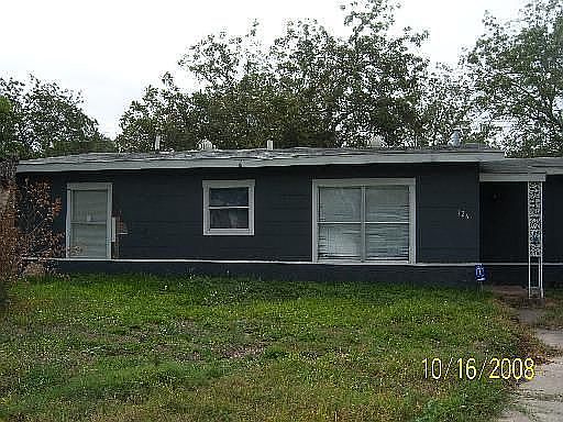 3rd image of 126 Jade Dr