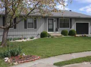 2006 Stacy Rd, Harrisonville, MO 64701