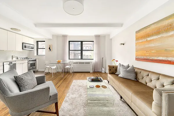 Sold by Compass | media 8