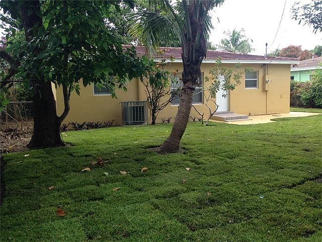 1st image of 15213 NE 10th Ave