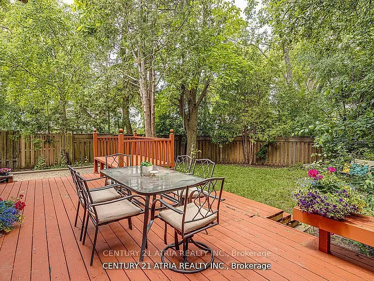 18 Hester Ct — Photo 25