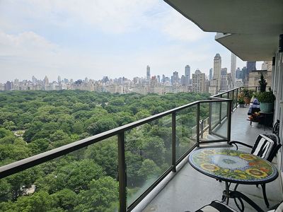 210 Central Park S #23CD, New York, NY, 10019
