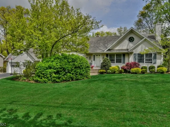 190 Cornwall Rd, Glen Rock Boro, NJ 07452