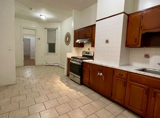 224 69th St APT 2, West New York, NJ 07093