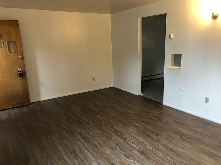 8445 Grandview Ave #3 — Photo 4