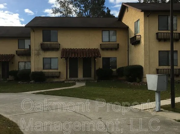 2831 Breezewood Ave, Fayetteville, NC 28303