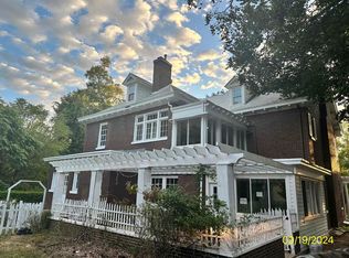 1529 Rugby Rd, Huntington, WV 25705