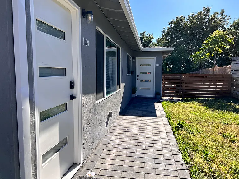 1109 Willow Ave — Photo 13