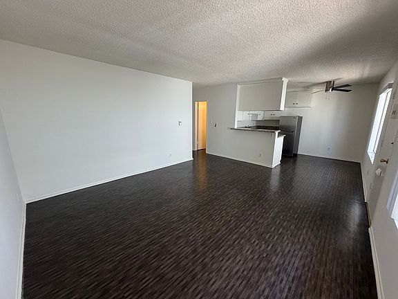 4th image of 3742 S Canfield Ave APT 6
