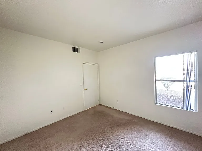 9620 W Russell Rd #1130 — Photo 10