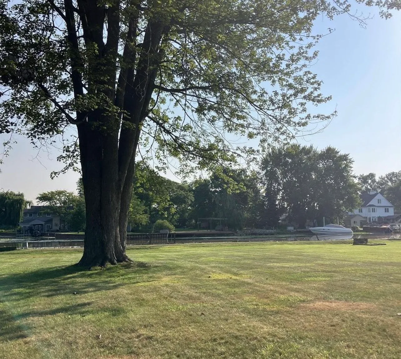 3 bed, 1700 sqft, $2,400 — Photo 3