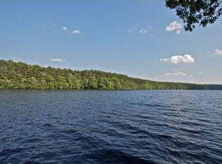 11 Parker Point Rd, Hopkinton, MA 01748