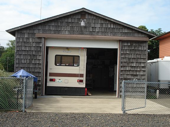 3rd image of 280 Spokane St
