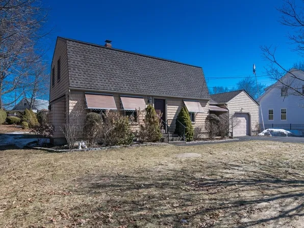 105 Montgomery St, Westfield, MA 01085