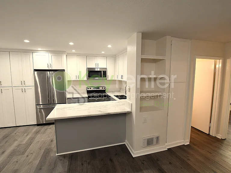 6390 Rancho Mission Rd #215 — Photo 10