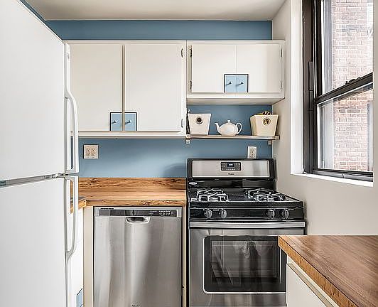 4th image of 340 W 55th St APT 5A