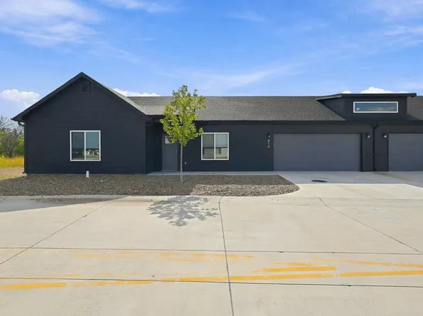 819 S Jay St, Valley Center, KS 67147