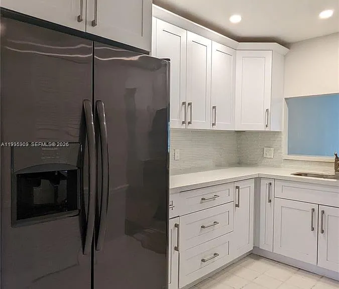 460 Lakeview Dr #4 — Photo 18