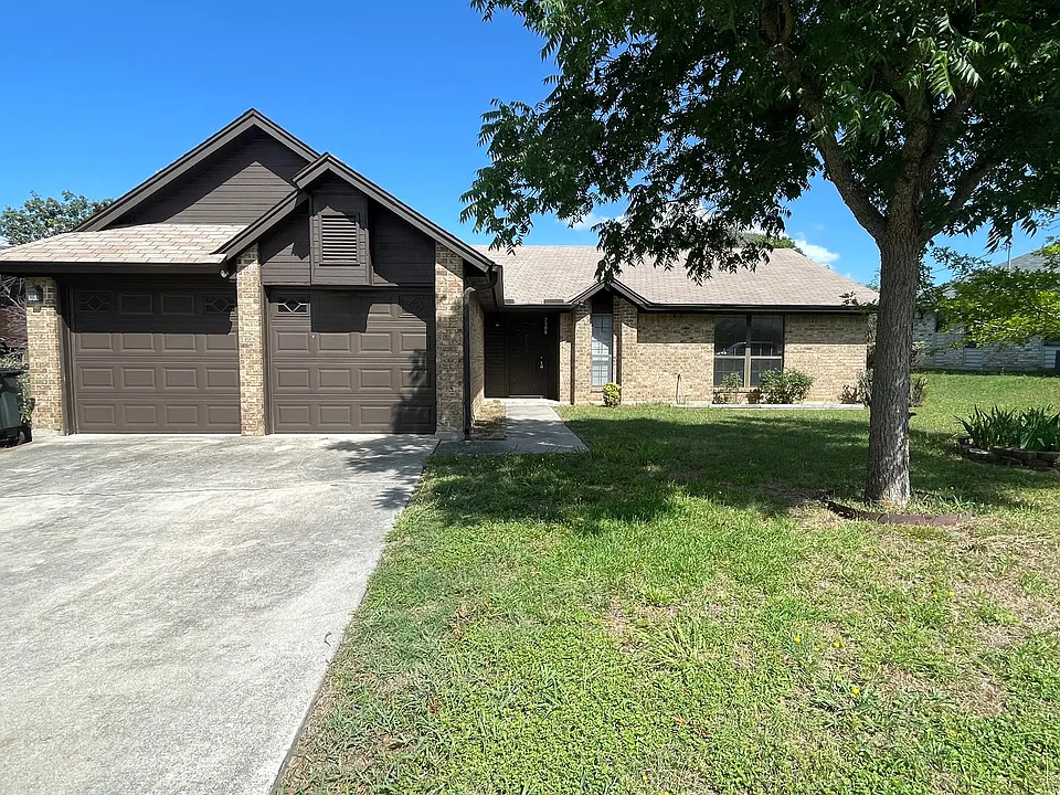 3308 Sungate Dr
