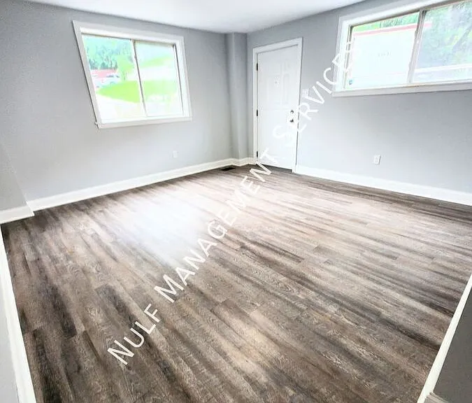 5726 Butler St #REAR — Photo 4
