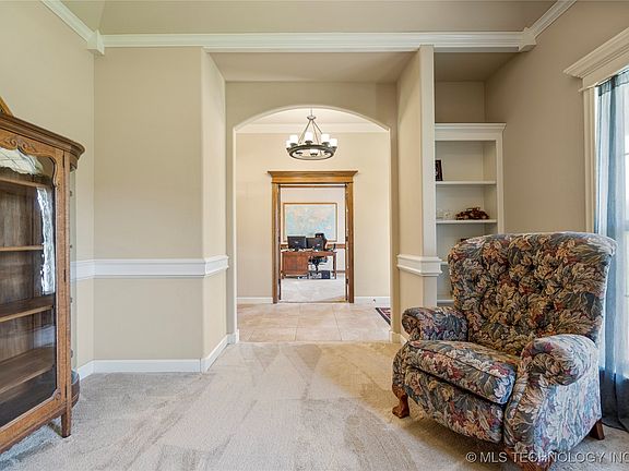 5th image of 19902 S Brittany Dr