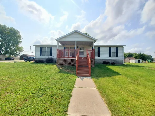 203 N 7th St, La Grange, MO 63448