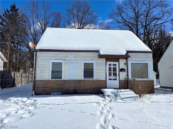 1311 Superior Ave, Akron, OH 44307