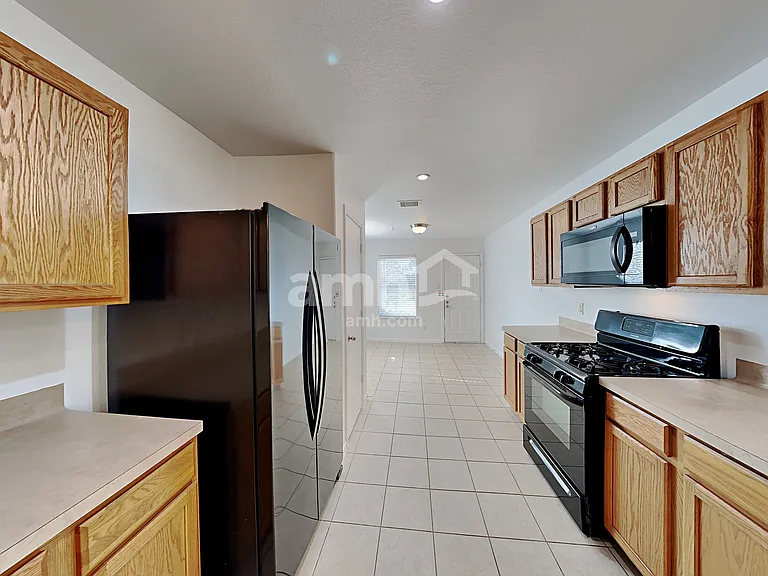 21447 Hannover Grove Ln — Photo 5