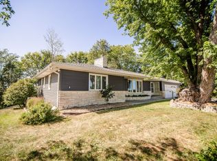 808 Edwards St, Emerson, IA 51533