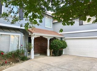 2015 Mesa Ave, Clovis, CA 93611