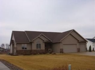 1412 27th St SW, Austin, MN 55912