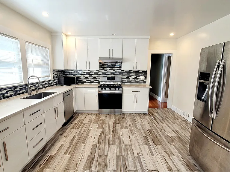 400 Maud Ave — Photo 6