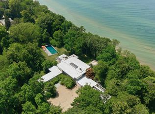 1600 Rocky Gap Rd, Benton Harbor, MI 49022