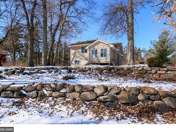 2nd image of 17521 Interlachen Dr NE