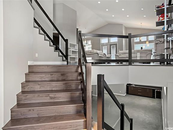 5th image of 3821 GOLDFINCH WAY