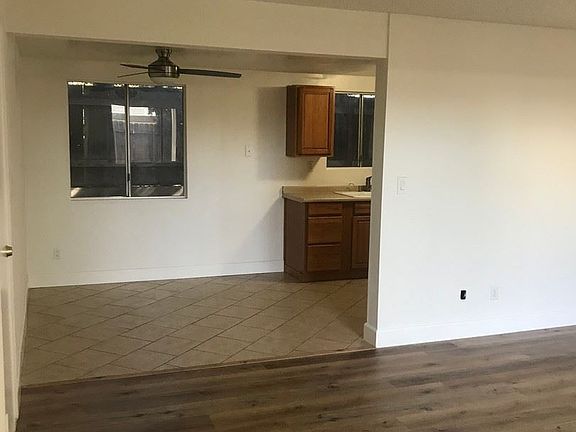5th image of 105 Avenida Carmelo #A