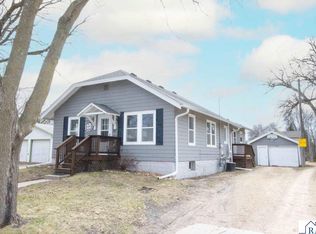 303 Grove St SE, Mapleton, MN 56065