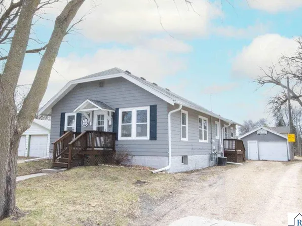 303 Grove St SE, Mapleton, MN 56065