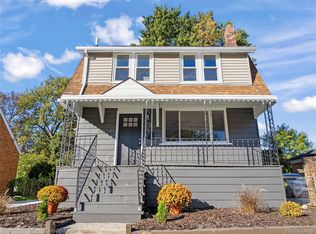 22045 Elmwood Ave, Eastpointe, MI 48021