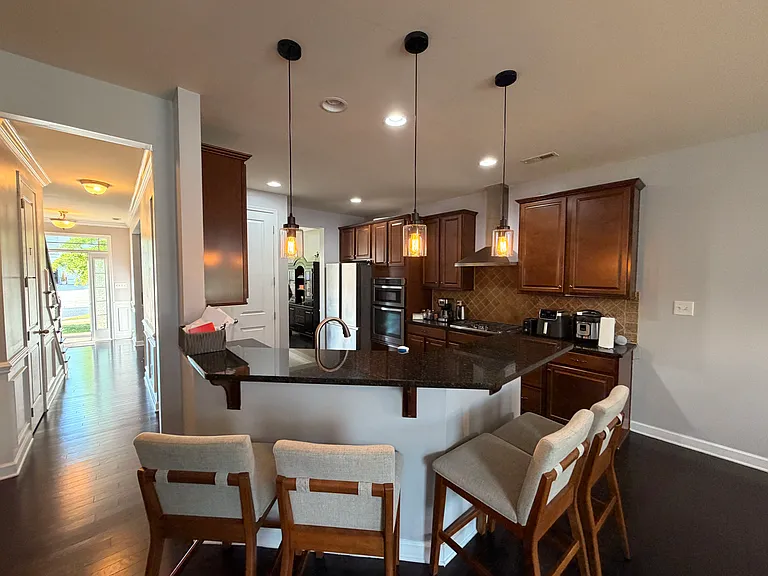 103 Farmers Folly Dr — Photo 9