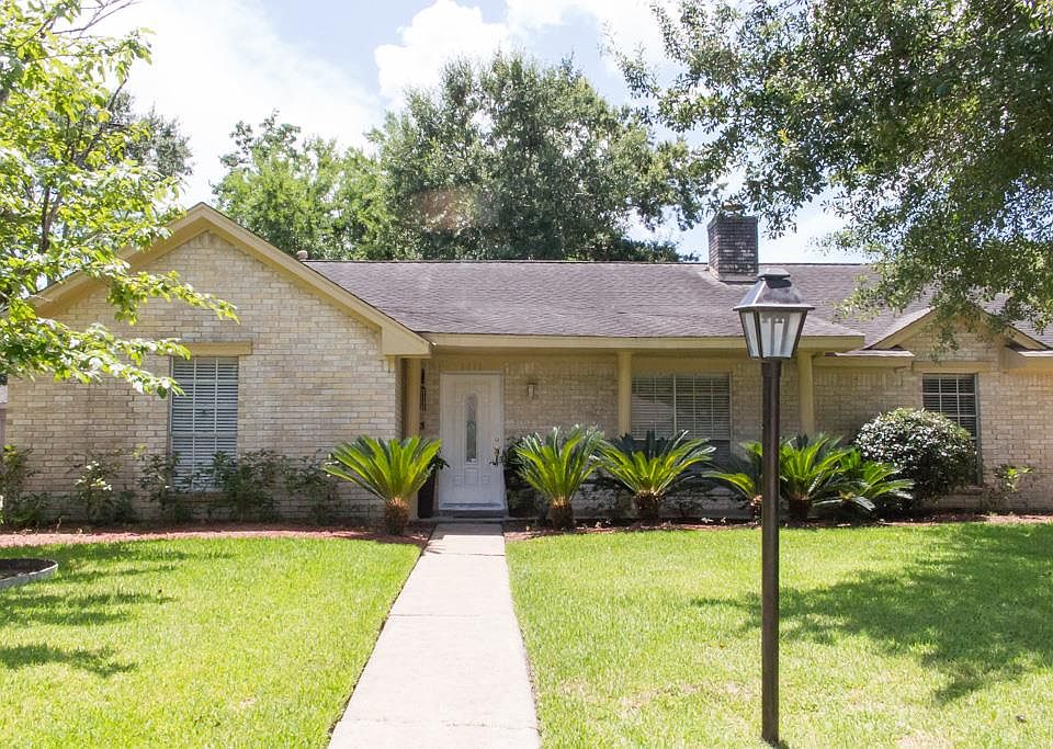 1st image of 3311 Greenridge Dr