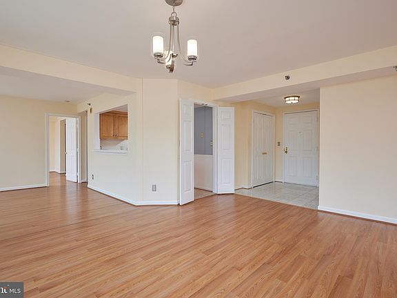 3rd image of 5450 Whitley Park Ter APT 308