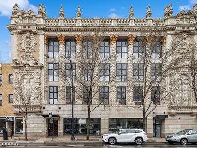 1635 W Belmont Ave APT 307, Chicago, IL, 60657