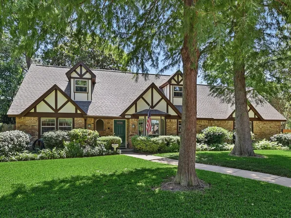 4401 Longacres Ct, Arlington, TX 76016